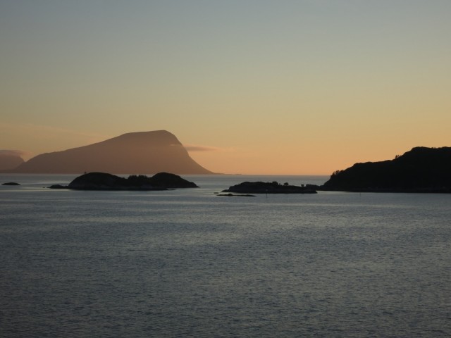Hurtigruten_2015-06-27_22-45-1